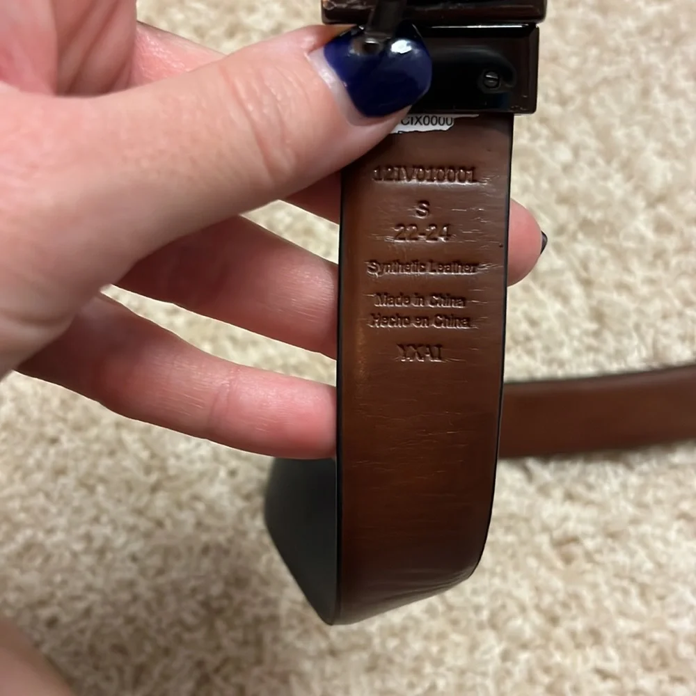 Reversible leather belt